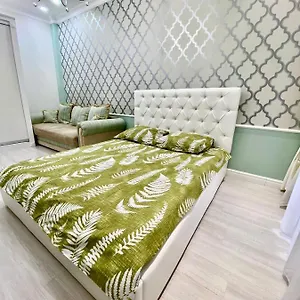 expo-boulevard-5.hotels-in-astana.com/