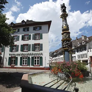 Spalenbrunnen & Restaurant Center Bâle